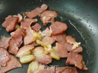 奶油腊肉炒豆苗 ♥ 腊肉不只是年菜 7的做法步骤：3