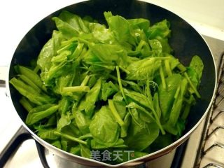 奶油腊肉炒豆苗 ♥ 腊肉不只是年菜 7的做法步骤：5