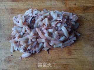 孜然鱿鱼炒饭的做法步骤：3
