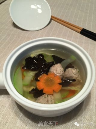 春天的味道---鲜蔬肉丸汤的做法步骤：5