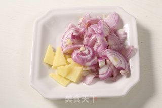 懒人版豉油鸡—捷赛年夜饭的做法步骤：2
