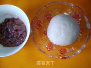 香气宜人------玫瑰花儿饼的做法步骤：3