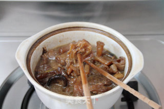 软糯抗衰的经典大菜：【红烧牛筋】（附卷卷葱丝的做法）的做法步骤：19