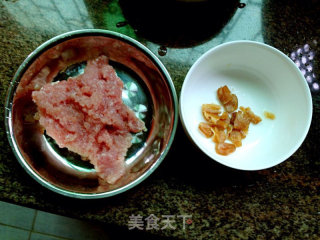 红参炖猪瘦肉的做法步骤：1
