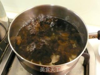 香醋木耳蜇头 ☆唬很大海蜇皮4的做法步骤：5