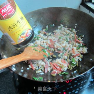 香肠豆角炒饭的做法步骤：9