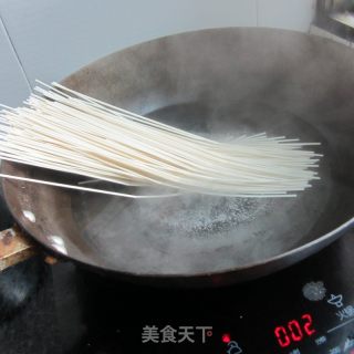牛肉萝卜面的做法步骤：4