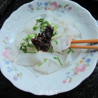 葱香豆豉粉皮的做法步骤：8