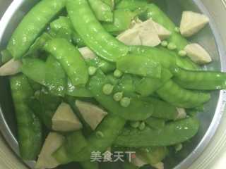 肉丸炒荷兰豆的做法步骤：6