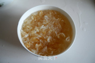 双耳炒大虾的做法步骤：2
