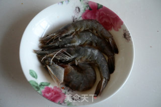 双耳炒大虾的做法步骤：3