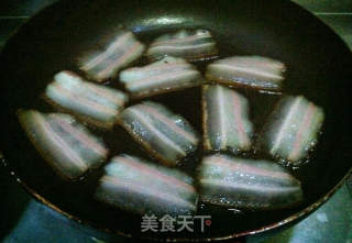 土豆腊肉煲的做法步骤：3