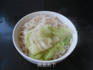 白菜炸酱面的做法步骤：4