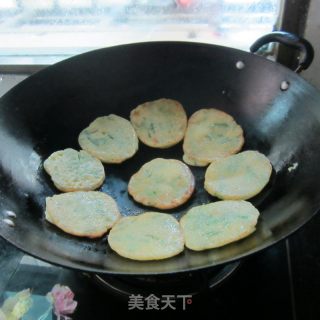 果汁韭菜饼的做法步骤：15