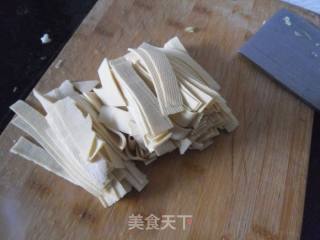 干豆腐白菜条的做法步骤：1
