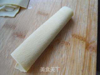 干豆腐卷大葱的做法步骤：6