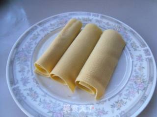 干豆腐卷大葱的做法步骤：7