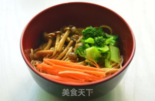 芝香菌菇拌面的做法步骤：10