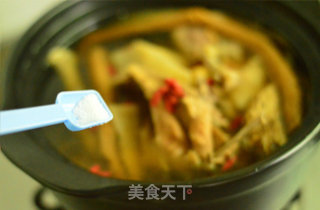 滋补鸡汤的做法步骤：6