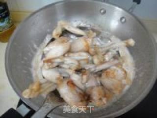 香莴笋烧蛙腿的做法步骤：4