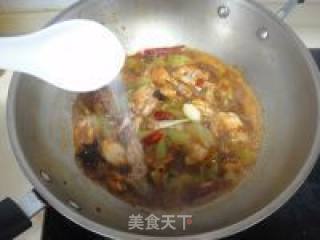 香莴笋烧蛙腿的做法步骤：13