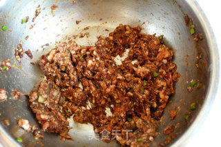 香菇猪肉馄饨的做法步骤：3