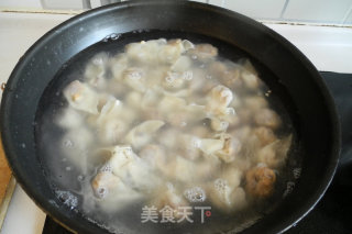 香菇猪肉馄饨的做法步骤：7