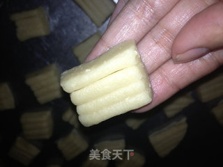 蜜三刀的做法步骤：8
