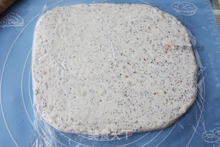 芝麻花生牛轧糖-水饴版的做法步骤：15