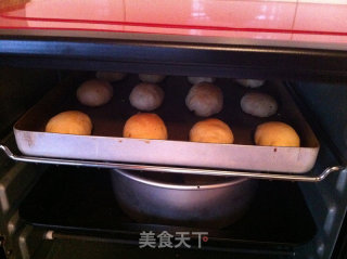 黑芝麻花生酥皮月饼的做法步骤：13