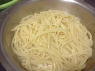 家常豆角培根意面的做法步骤：3