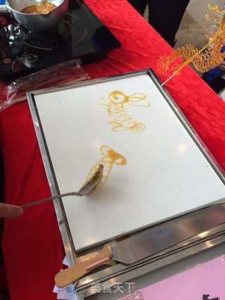 动物糖画的做法步骤：2