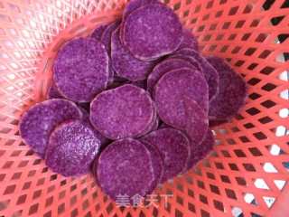 紫淮山荷兰豆炒腊肉的做法步骤：5