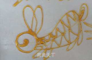 糖画——兔子的做法步骤：4