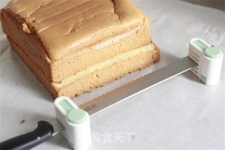 【番茄配方】玫瑰情人节蛋糕——送玫瑰不如送玫瑰蛋糕的做法步骤：1
