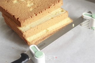 【番茄配方】玫瑰情人节蛋糕——送玫瑰不如送玫瑰蛋糕的做法步骤：2