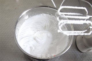 【番茄配方】玫瑰情人节蛋糕——送玫瑰不如送玫瑰蛋糕的做法步骤：3