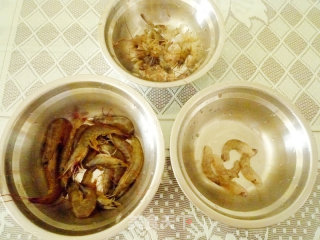 鲜虾芦笋意大利面的做法步骤：1