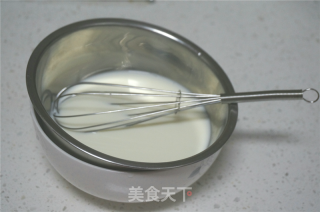 牛奶慕斯（爱在春天）的做法步骤：4