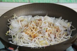 干炒牛河的做法步骤：8