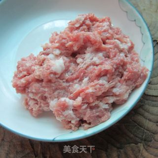 荸荠肉饼的做法步骤：4