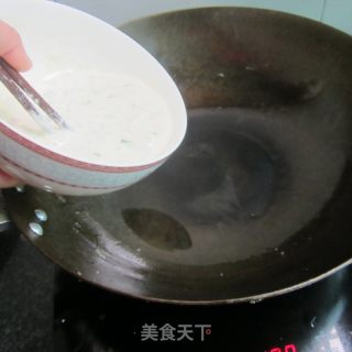 香葱香肠锅塌的做法步骤：7