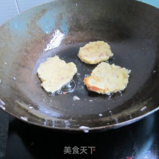 鸡蛋香芋饼的做法步骤：12