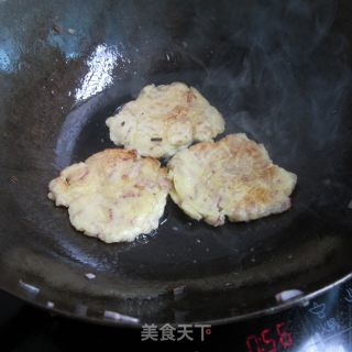 鸡蛋香芋饼的做法步骤：13