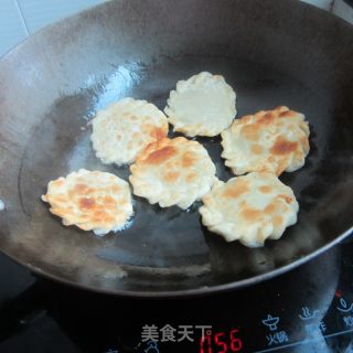 香葱鱼泥煎饼的做法步骤：10