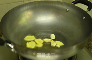 花菇炖鸡的做法步骤：5