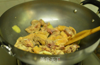 花菇炖鸡的做法步骤：7