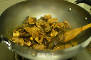 花菇炖鸡的做法步骤：11