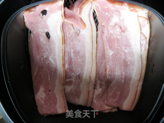 空气炸锅版炸培根的做法步骤：2