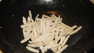 青蒜炒豆干的做法步骤：5